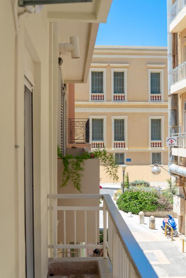 Xenia Aparment Heraklion Bagian luar foto