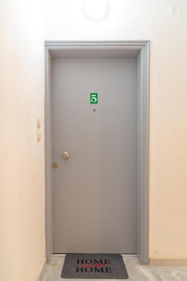 Xenia Aparment Heraklion Bagian luar foto