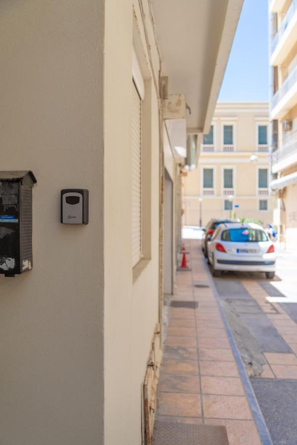 Xenia Aparment Heraklion Bagian luar foto